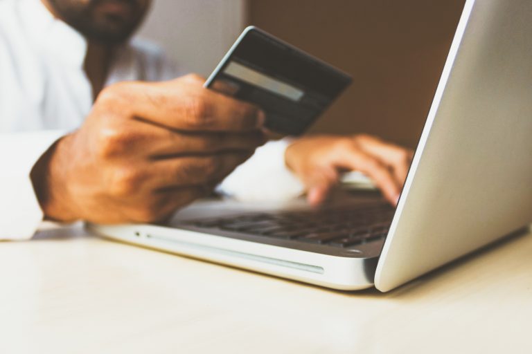 Kick Off 2022 by Getting Your Finances in Order with Enrique Sempere 