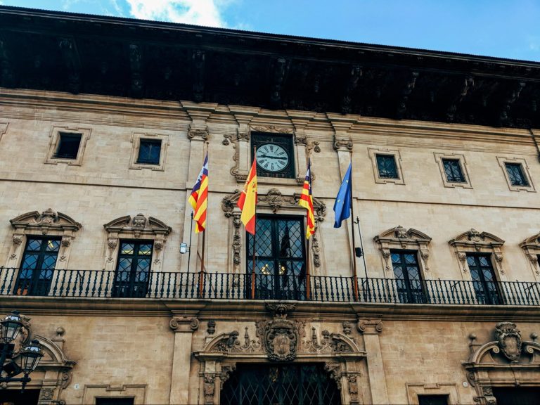 How Does the Government Work in Spain? Spain Life Exclusive Explains