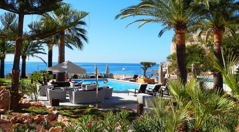 La Paillotte – Dinner with Stunning Sea Views at Casa Marina Suites