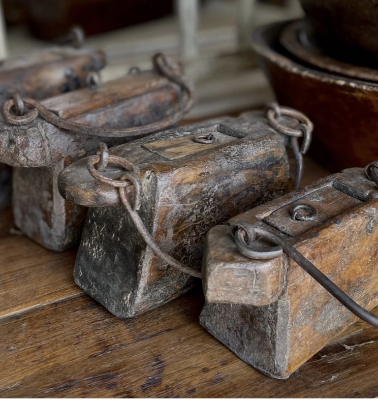 The Rarity And Excellence Of The One-Of-A-Kind Indian Furniture At Ajomarinba