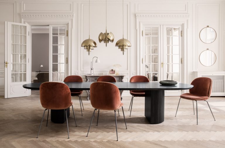 Add a Dash of Luxury to Your Home with High-End Homes Interior Decor