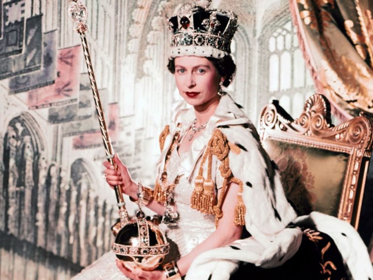 The British Embassy Will Have a Book of Condolences for Elizabeth II