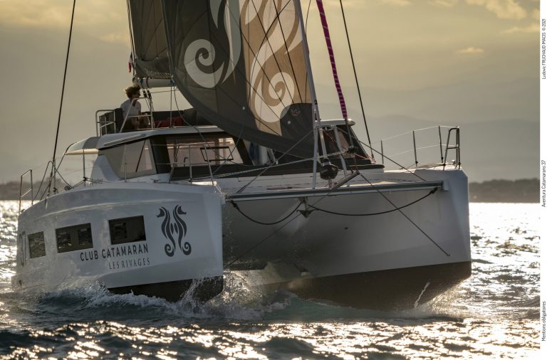 Club Catamaran Les Rivages: Welcome Aboard to The Aventura 37, A Real Pleasure in The Sea