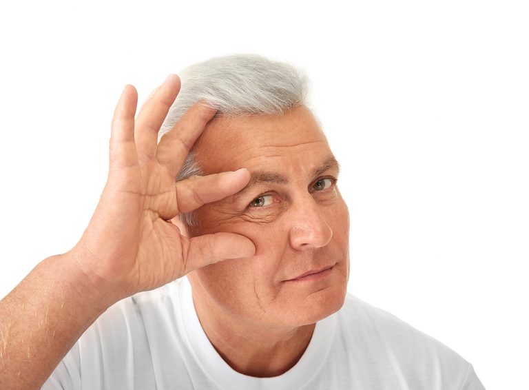 Is Blepharoplasty Right for Me? Dr Solesio Gives Us All The Keys