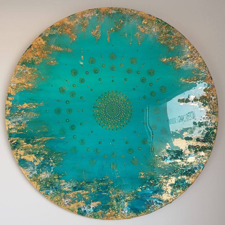 Discover the Timeless Beauty of Jilly Law’s Artworks at Darch & Co in Sotogrande