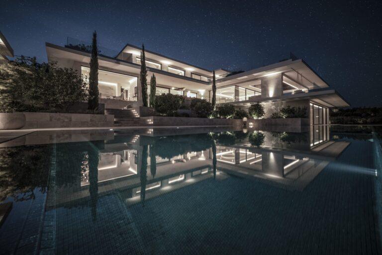 ARK Architects: Exclusive and Luxurious Developments in the Most Privileged Environments