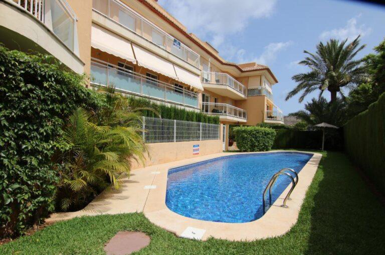 AR Luxury Living promotes a new duplex for sale in Jávea