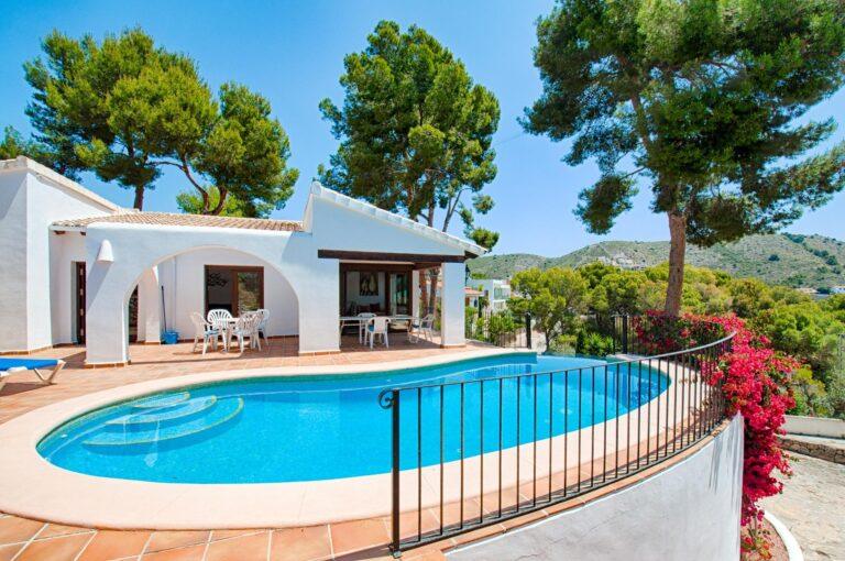 Moraira Invest Group has a luxury villa for sale in Benissa with breathtaking views