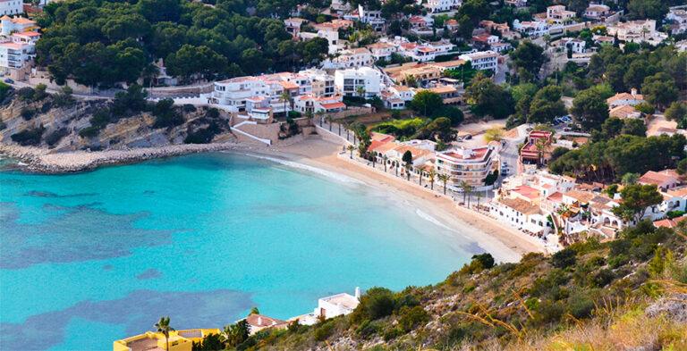 Top 5 Charming Places to Enjoy Summer on the Costa Blanca