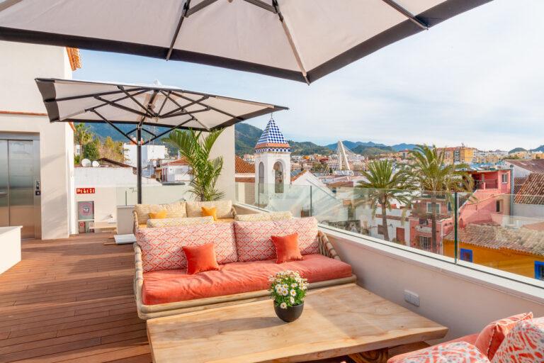 Enjoy the spectacular Sky Bar at La Fonda Heritage Hotel