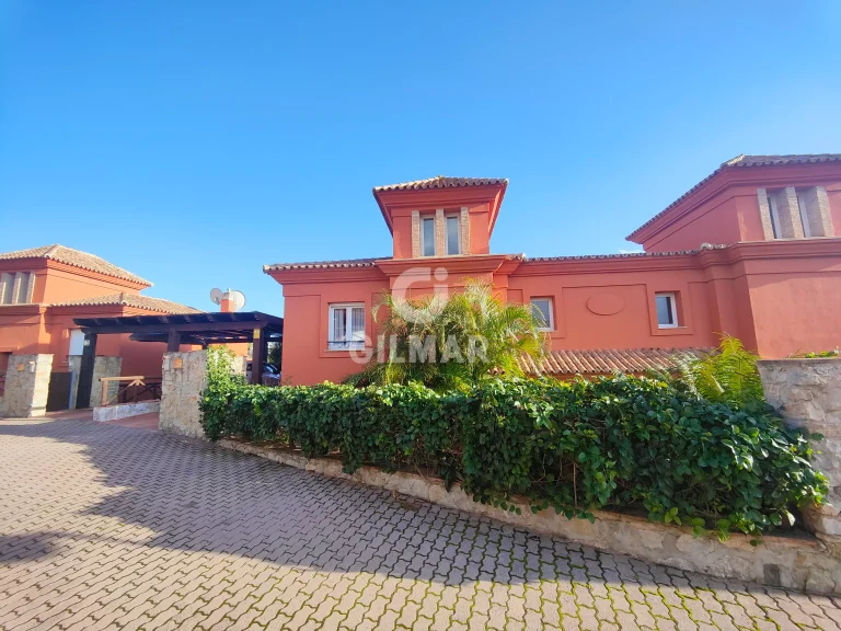 Today we wish to show you a wonderful opportunity to purchase a semi-detached house for sale in Marbella East from the largest real estate agent in Spain GILMAR