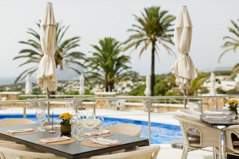 Dos Toros Restaurante: A Mediterranean Culinary Oasis