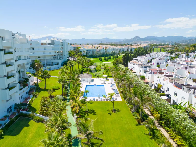 Gilmar Presents: Marbella’s Beachfront Gem