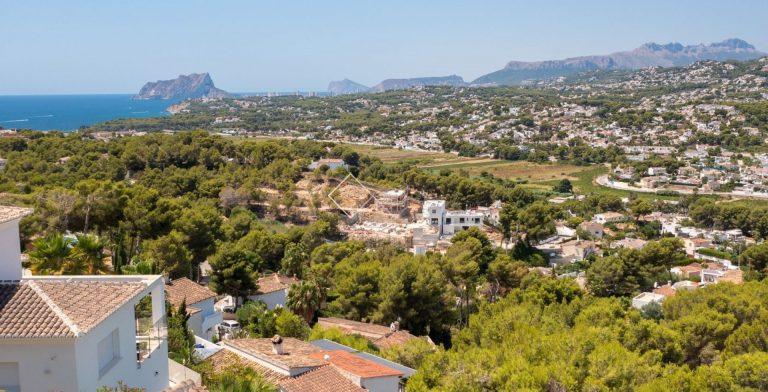 Orange Villas: Crafting Spanish Splendor – Spectacular Residences for Luxury Living and Rental Haven