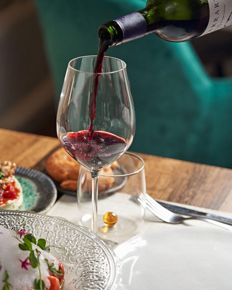 Indulge in Culinary Harmony: Koiné Bistró’s Perfect Pairings Await