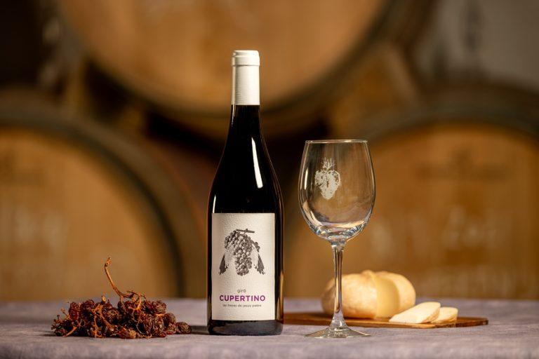 Les Freses Vineyard: Join the Cheese & Cheers Events this July!
