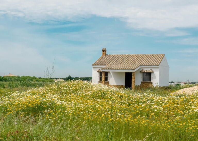 5 Common Legal Mistakes Buyers Make When Purchasing Property in Spain — and How to Avoid Them